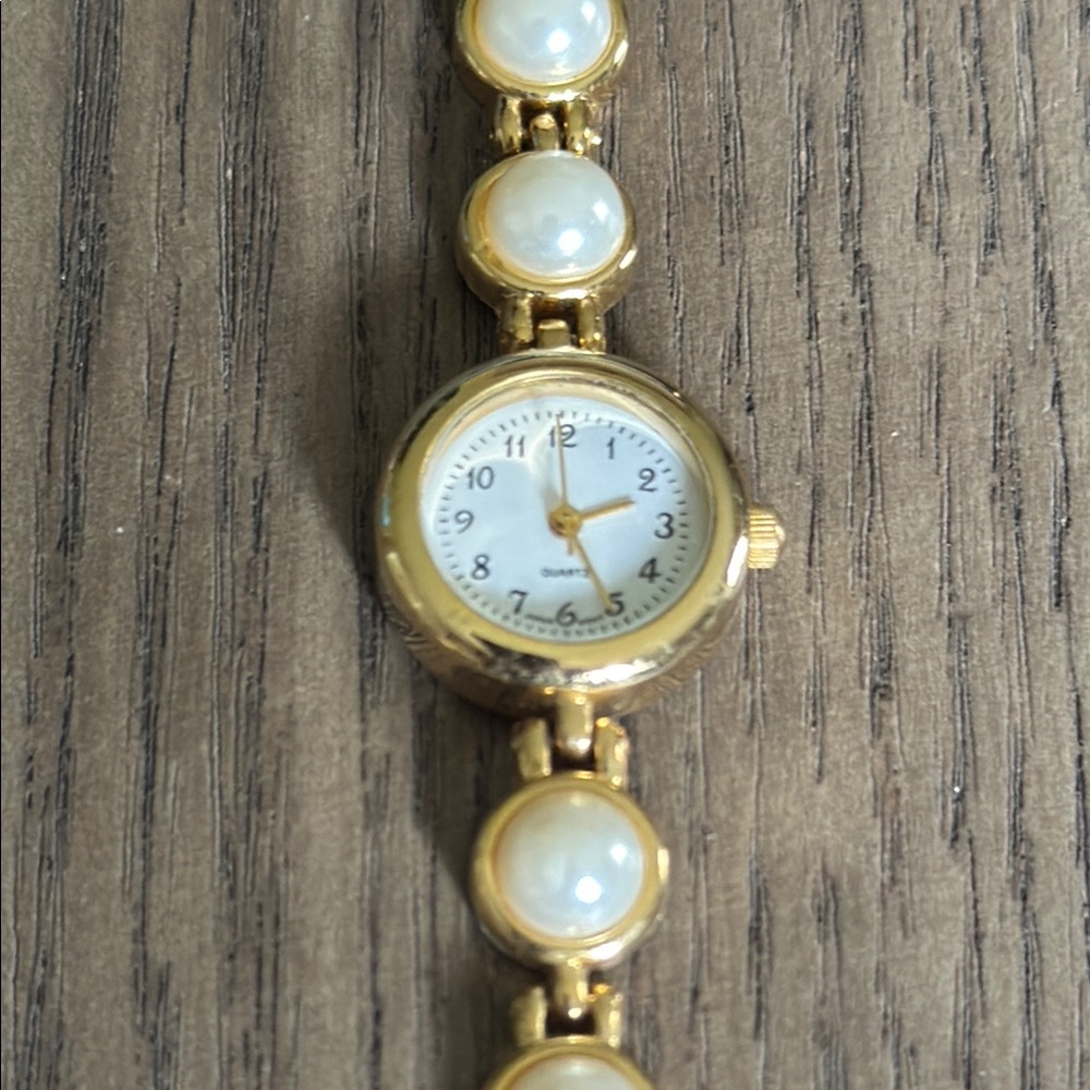 Gold and White Pearl Watch - Picture 2 of 5